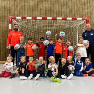 Neue Bälle für die Kids der JSG Saargau